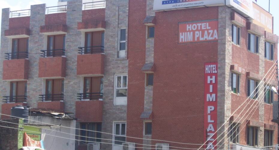 Hotel Him Plaza, Almora 1